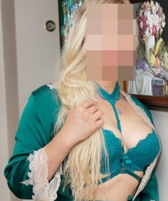 Сладкая кошечка приглашает в гости и пообещает незабываемый опыт. Со мной тебе будет комфортно и уютно, я расслаблю тебя и доставлю удовольствие. 2037, 35 лет