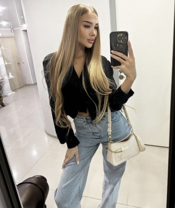 Искусительница с шикарной фигурой и изысканным вкусом ждет встречи с порядочным мужчиной для ярких моментов страсти и удовольствия. Умею доставить незабываемые ощущения и подарить море удовольствия. Не упустите шанс окунуться в мир наслаждений вместе со мной! 3505, 25 лет