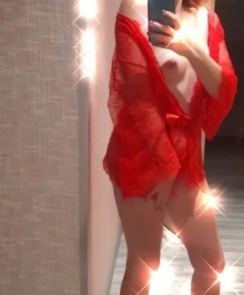 Сексуальная кошечка приглашает на незабываемое свидание. Я исполню все твои фантазии и желания. Держу все в строгой тайне. Жду только тебя! 9410, 25 лет